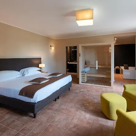 Hotel Altarocca Wine