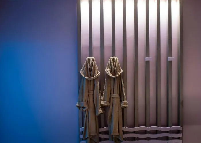 Altarocca Wine Adults Only 3*